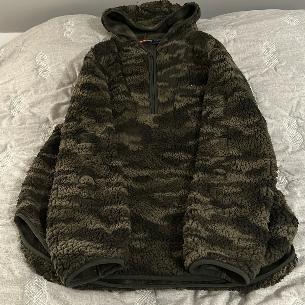 Women’s Tommy Hilfiger fleece jacket - Picture 1 of 6